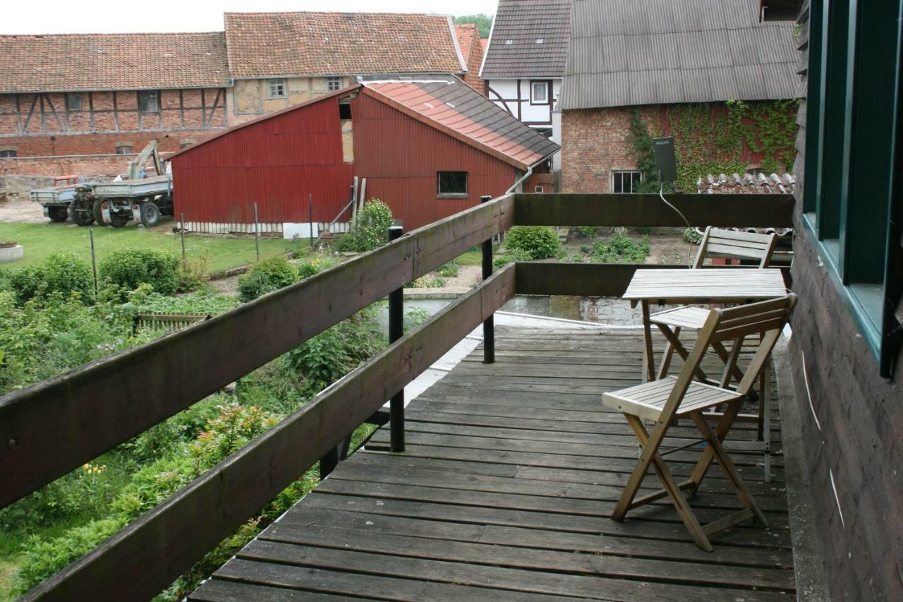 Apartments Cafe Brennnessel Veltheim Buitenkant foto